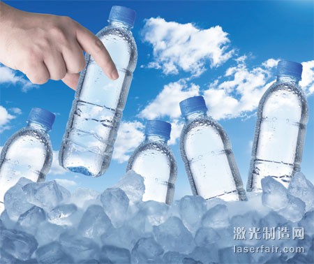 矿泉水瓶瓶身材料主要为PET，采用CO2 激 光打标可以得到较好的标记效果。