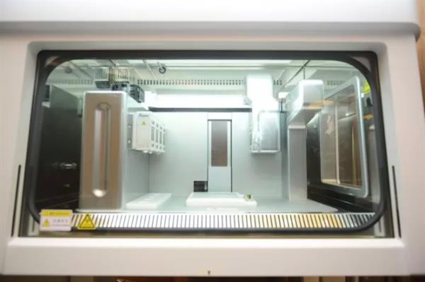 中国首台高通量集成化生物3D打印机成功研发
