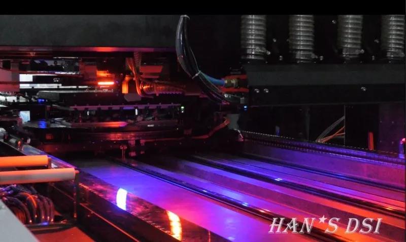 大族自主研发柔性OLED激光切割机正式投产