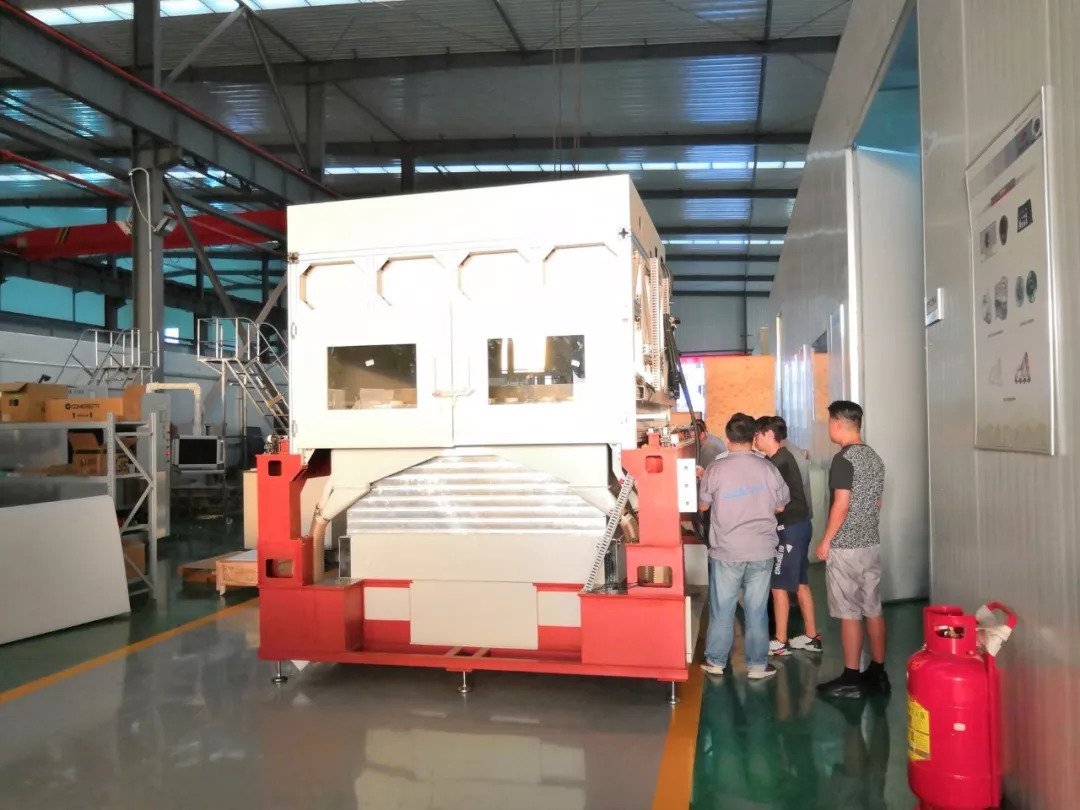 四激光、四振镜、全球最大台面陶瓷激光烧结3D打印机在中国下线