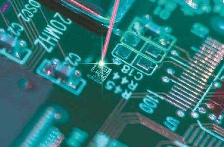 激光打标机在PCB电路板上的应用和优势