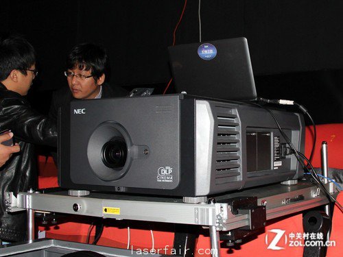 现场签售 NEC NC900C全国巡回品鉴会