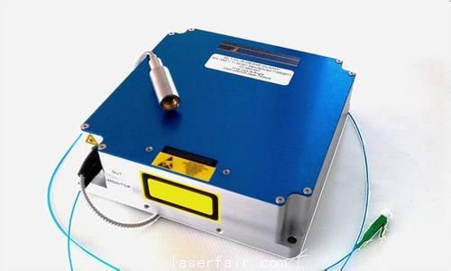 中国商用石墨烯飞秒光纤激光器问世 系全球首台