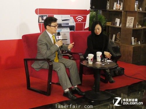 激光机遇到咖啡店 佳能主打智能商务