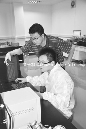 80后博导研发出秒杀脑瘤的超快激光刀-医疗