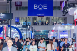 2025深圳国际全触与显示展盛大启幕——走进视觉盛宴，触摸AI+显示科技的时代脉动