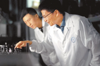 弘扬科学家精神 这才是我们该追的星丨光之所向